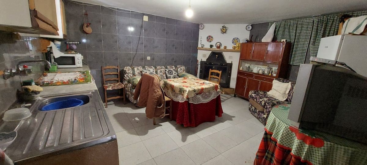 6 Zimmer Haus zu verkaufen in Quesada - 160.000 € (Ref: 9465425)