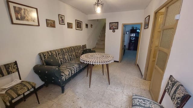 4 Zimmer Haus zu verkaufen in Quesada - 39.000 € (Ref: 9465428)