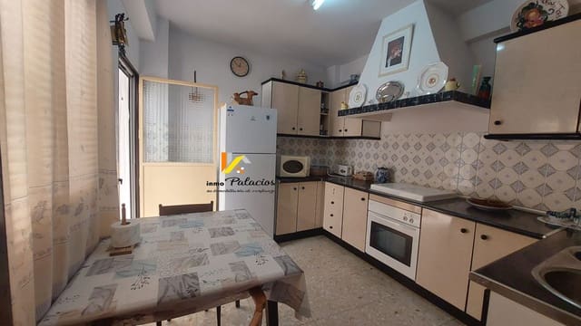 4 Zimmer Haus zu verkaufen in Quesada mit Garage - 89.000 € (Ref: 9465429)
