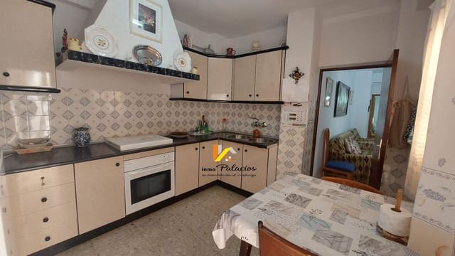 4 Zimmer Haus zu verkaufen in Quesada mit Garage - 89.000 € (Ref: 9465429)