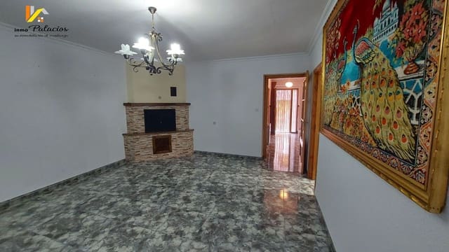 4 Zimmer Haus zu verkaufen in Quesada mit Garage - 85.000 € (Ref: 9465430)