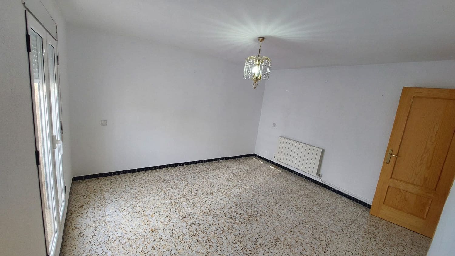 4 Zimmer Haus zu verkaufen in Quesada mit Garage - 85.000 € (Ref: 9465430)