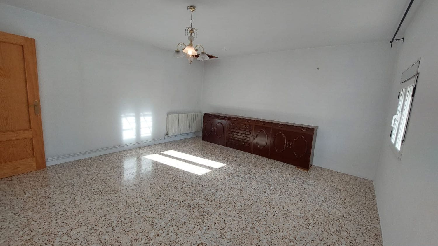 4 Zimmer Haus zu verkaufen in Quesada mit Garage - 85.000 € (Ref: 9465430)