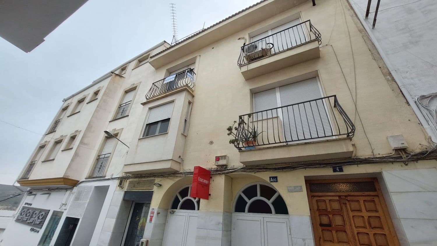 3 bedroom Flat for sale in Quesada - € 39,000 (Ref: 9465431)