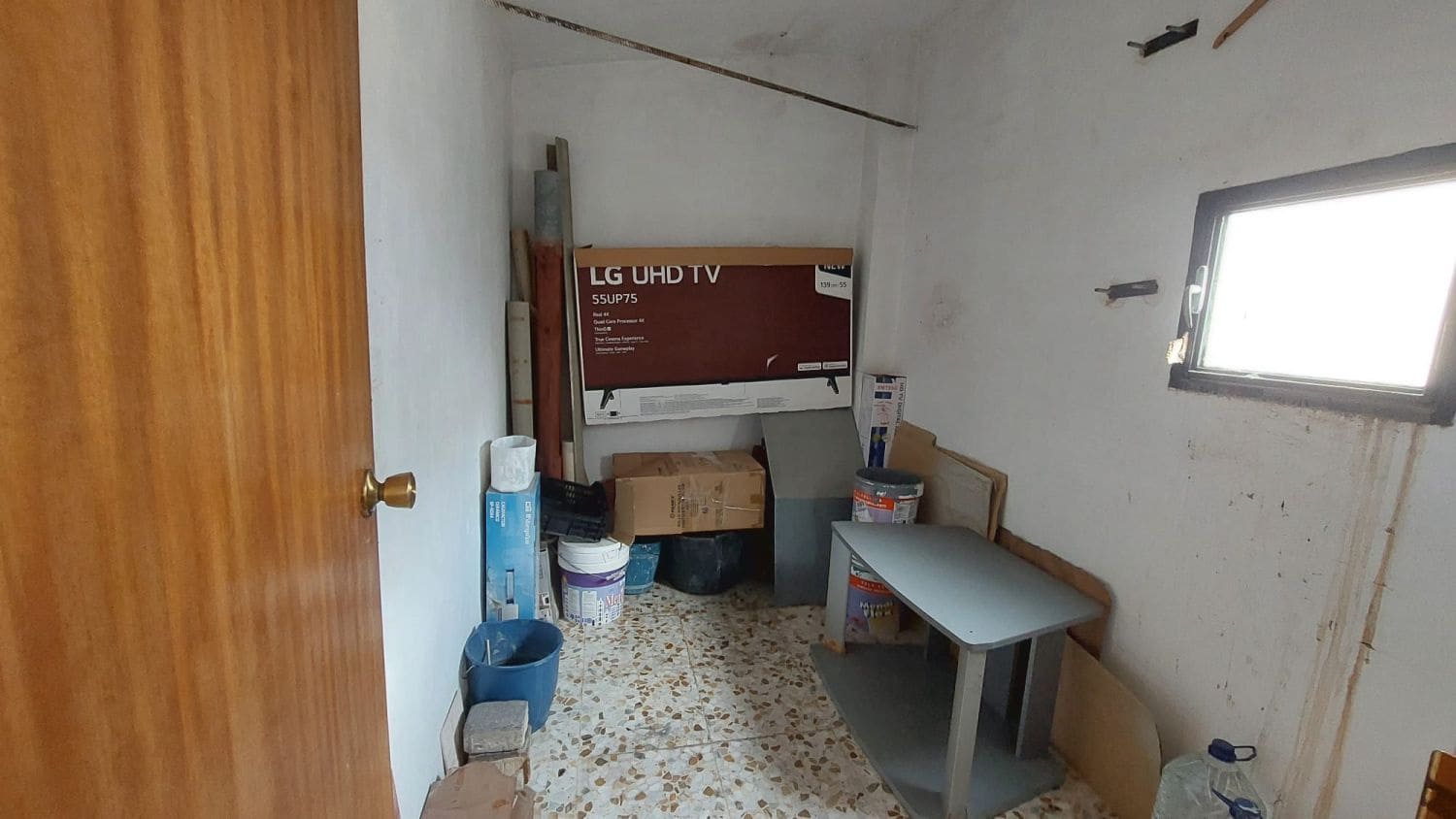 3 bedroom Flat for sale in Quesada - € 39,000 (Ref: 9465431)