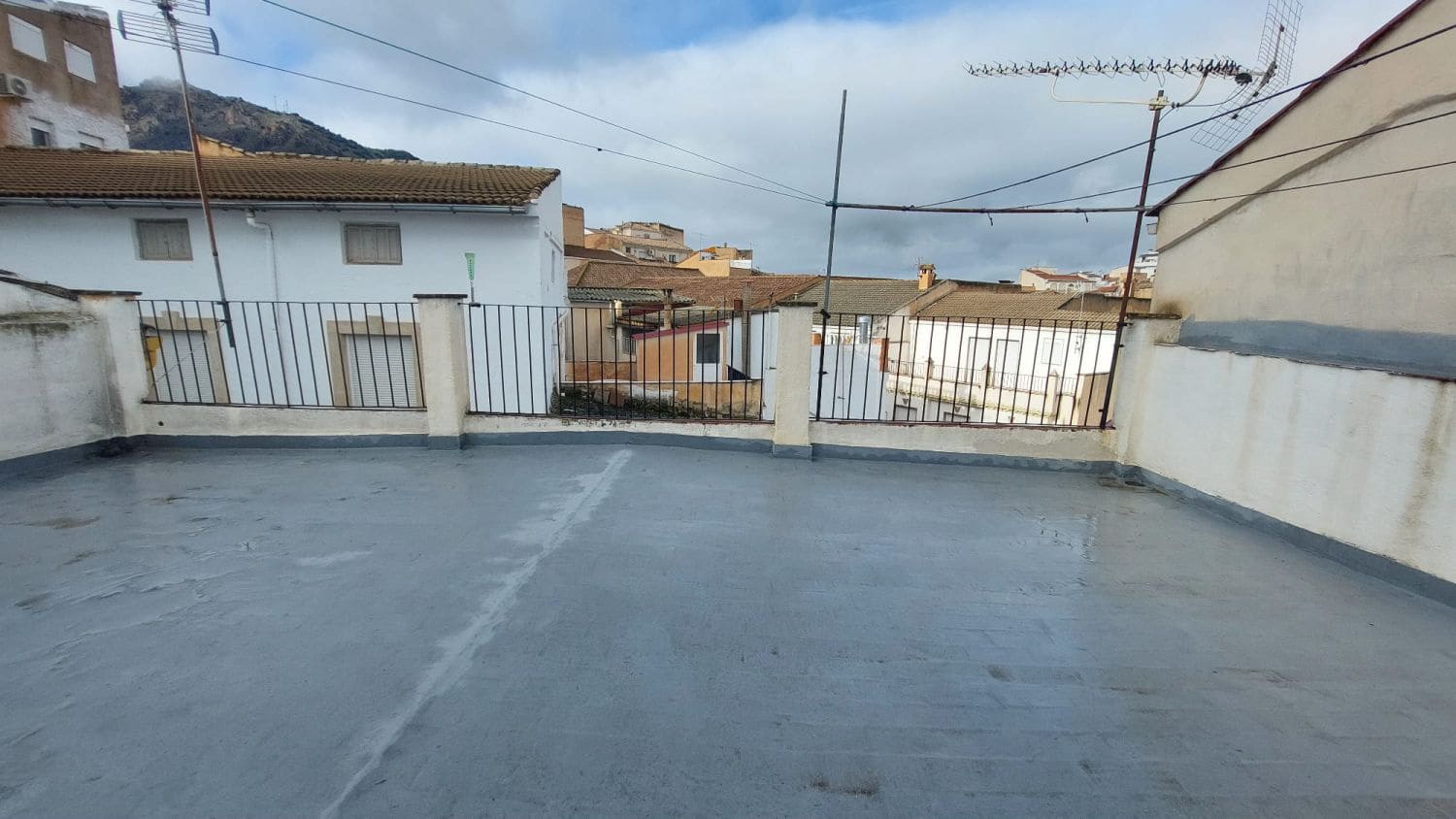 3 bedroom Flat for sale in Quesada - € 39,000 (Ref: 9465431)