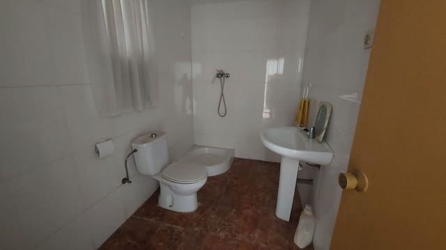 5 quarto Casa em Banda para venda em Quesada - 28 000 € (Ref: 9550919)