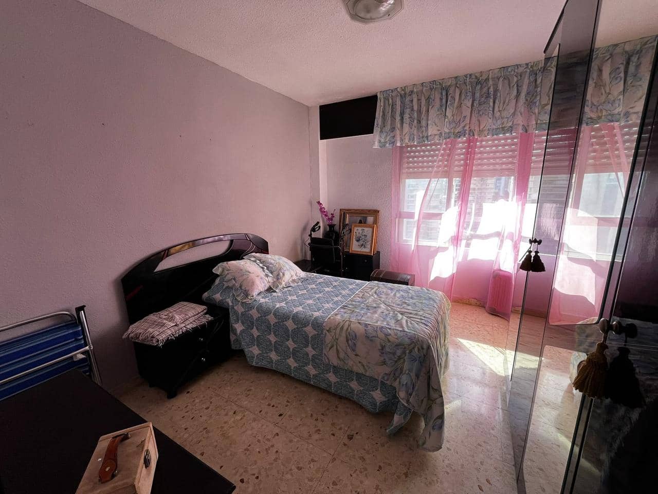 3 Zimmer Wohnung zu verkaufen in Benidorm mit Pool Garage - 320.000 € (Ref: 10007758)