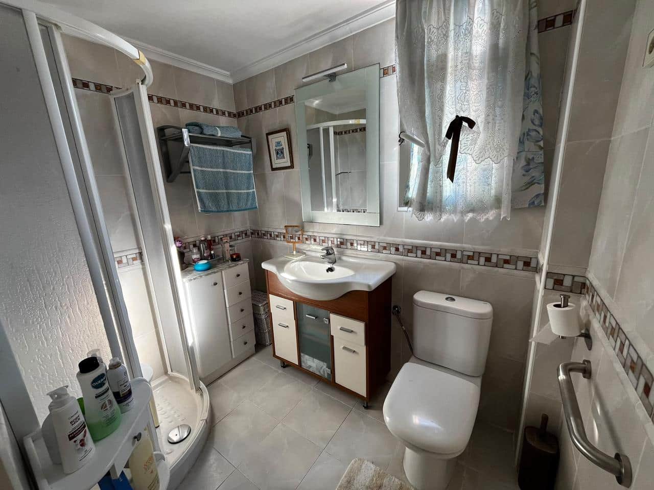 3 Zimmer Wohnung zu verkaufen in Benidorm mit Pool Garage - 320.000 € (Ref: 10007758)