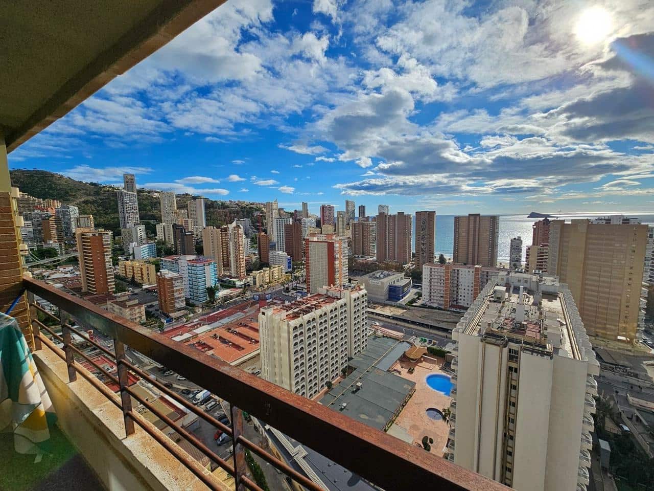 Wohnung zu verkaufen in Benidorm mit Pool Garage - 185.000 € (Ref: 10021383)
