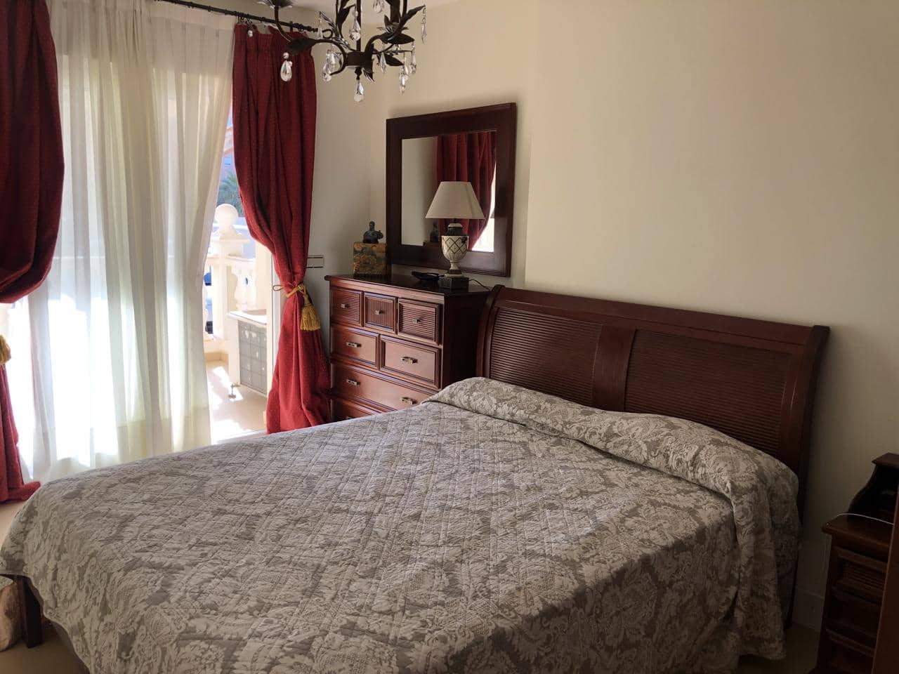 6 bedroom Villa for sale in La Manga del Mar Menor with garage - € 890,000 (Ref: 10024600)