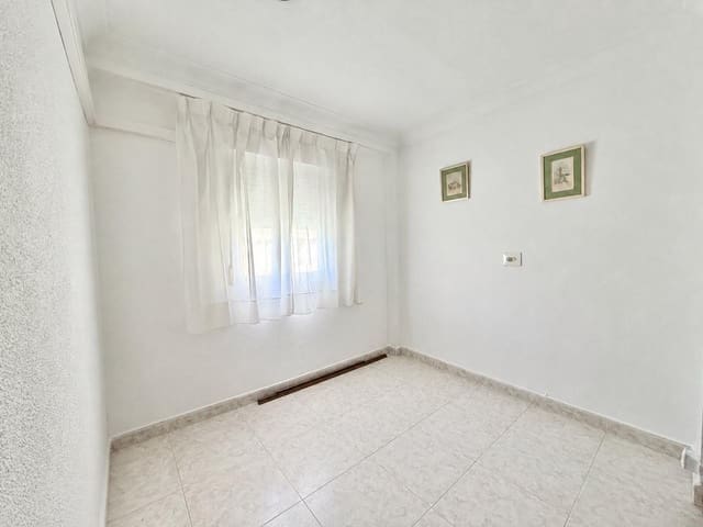 2 bedroom Flat for rent in Playa Levante, Benidorm with pool garage - € 950 (Ref: 10030912)
