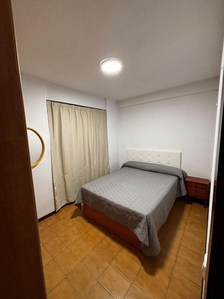 1 soverom Leilighet til leie i Benidorm med svømmebasseng garasje - € 850 (Ref: 10030913)