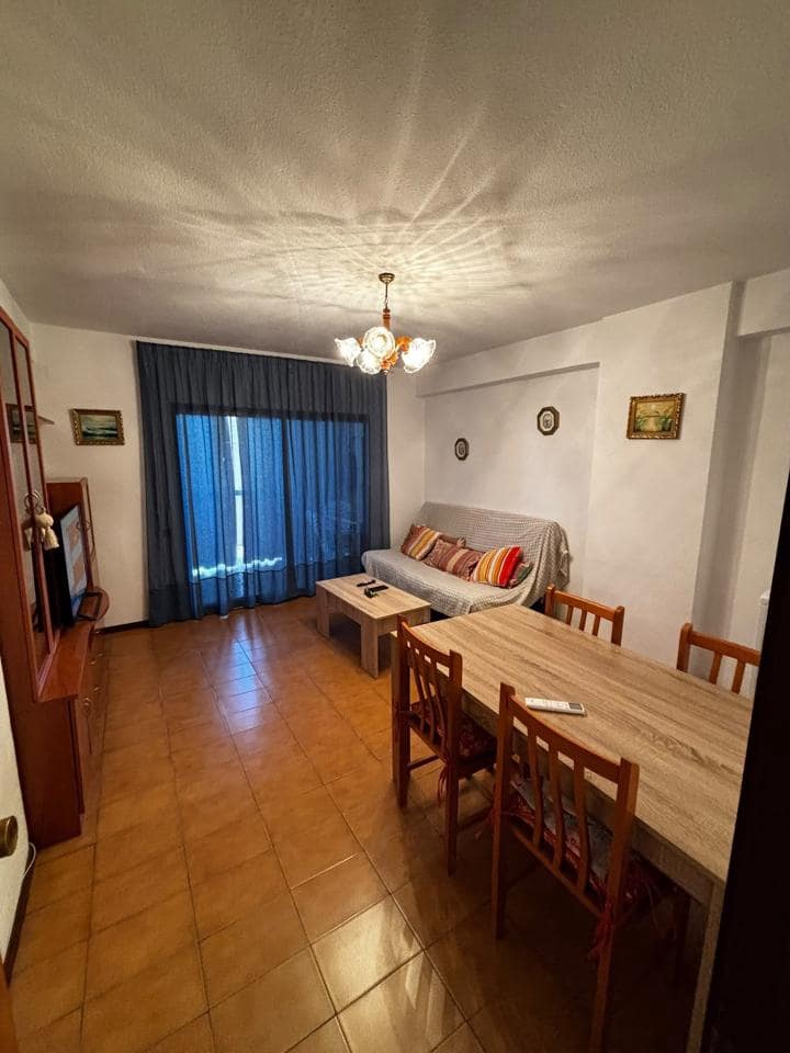 1 soverom Leilighet til leie i Benidorm med svømmebasseng garasje - € 850 (Ref: 10030913)
