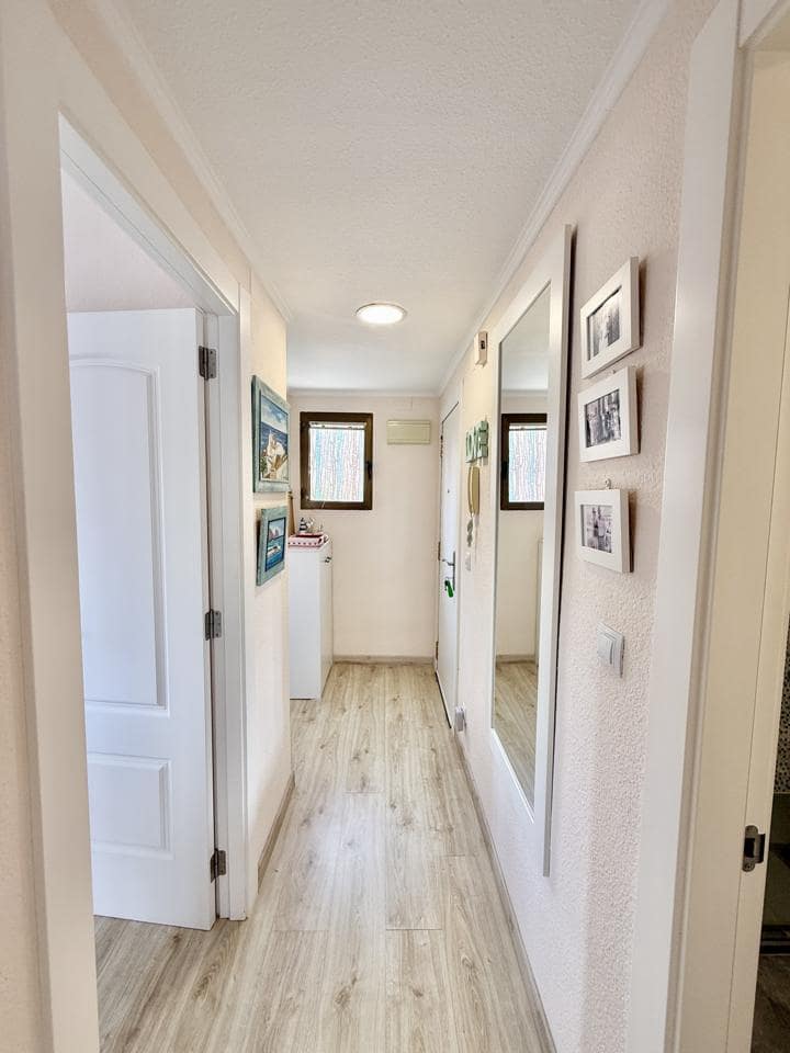 2 makuuhuone Asunto myytävänä paikassa Benidorm mukana uima-altaan - 243 900 € (Ref: 10031091)