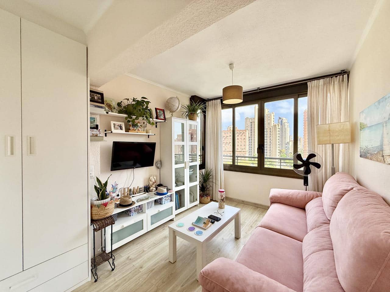 2 makuuhuone Asunto myytävänä paikassa Benidorm mukana uima-altaan - 243 900 € (Ref: 10031091)