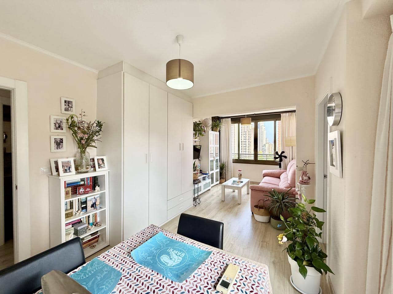 2 makuuhuone Asunto myytävänä paikassa Benidorm mukana uima-altaan - 243 900 € (Ref: 10031091)
