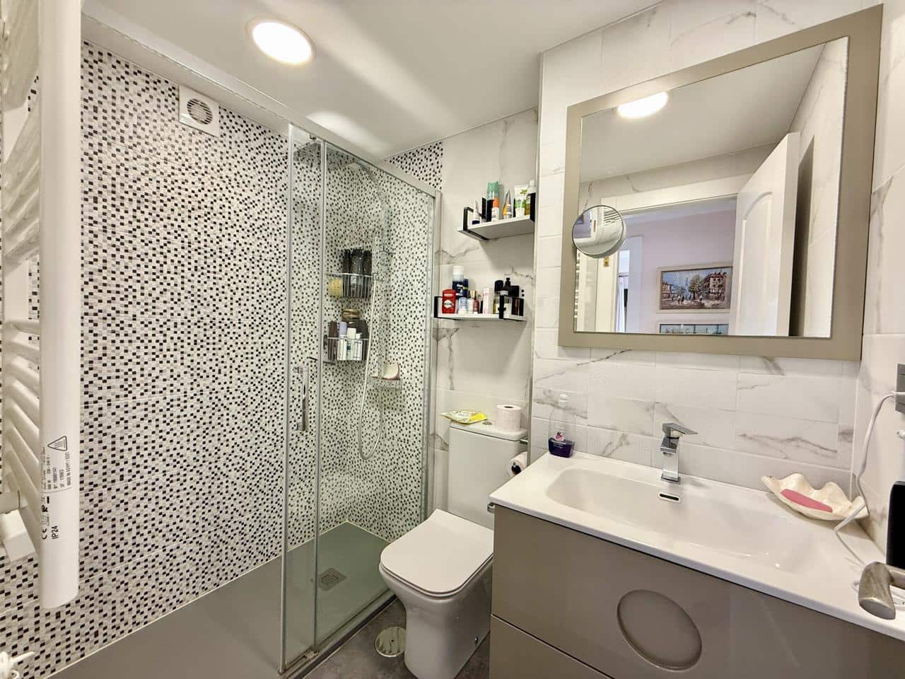 2 makuuhuone Asunto myytävänä paikassa Benidorm mukana uima-altaan - 243 900 € (Ref: 10031091)