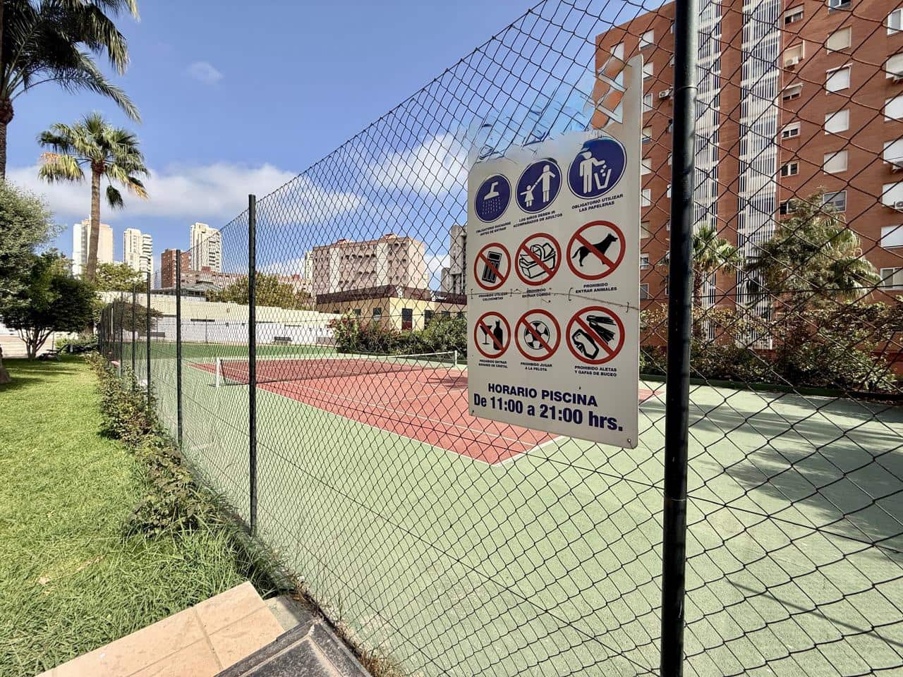 2 makuuhuone Asunto myytävänä paikassa Benidorm mukana uima-altaan - 243 900 € (Ref: 10031091)