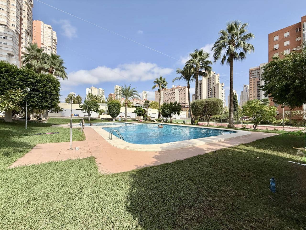2 makuuhuone Asunto myytävänä paikassa Benidorm mukana uima-altaan - 243 900 € (Ref: 10031091)