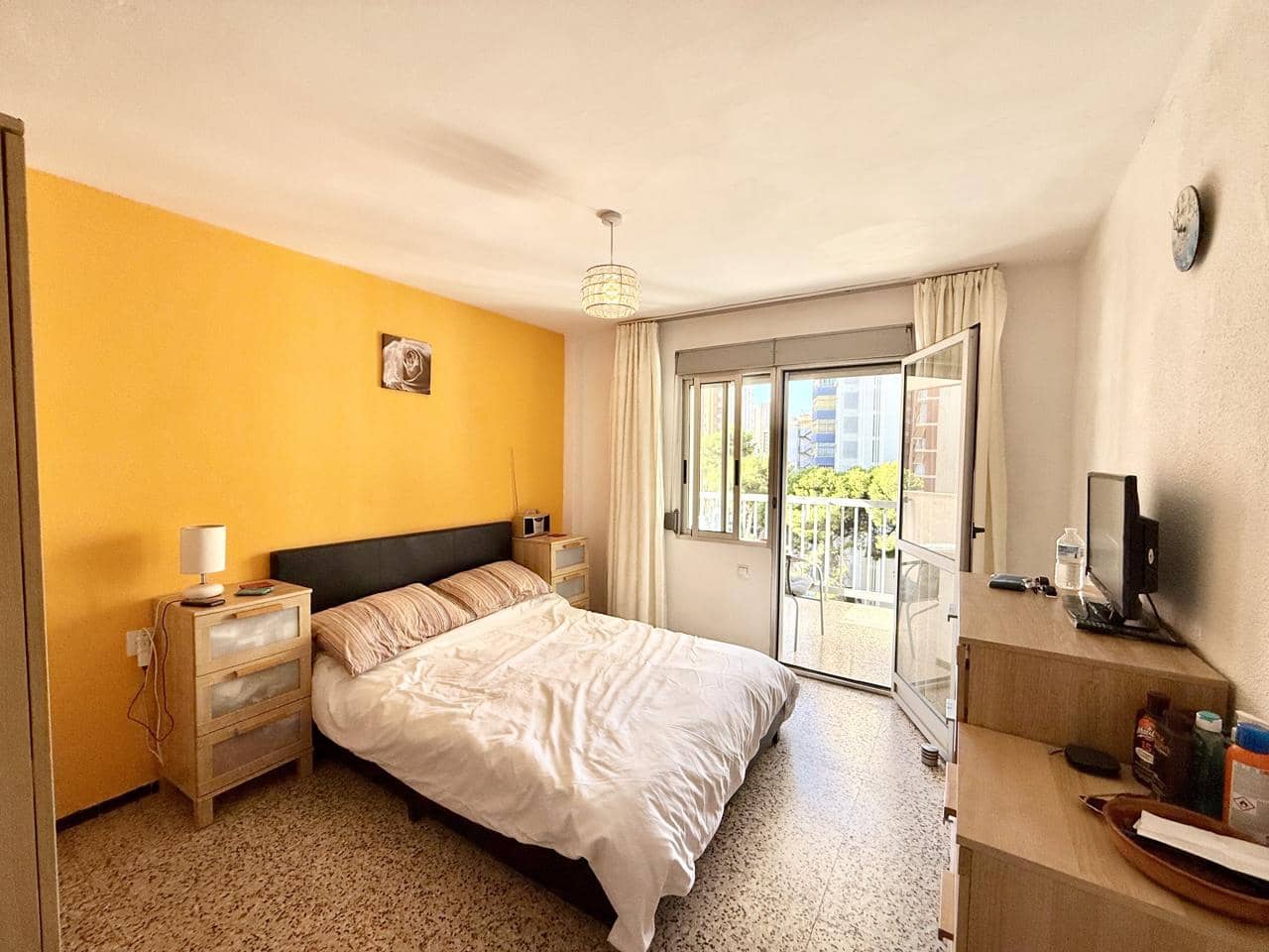 2 makuuhuone Asunto myytävänä paikassa Benidorm mukana uima-altaan - 210 000 € (Ref: 10041848)