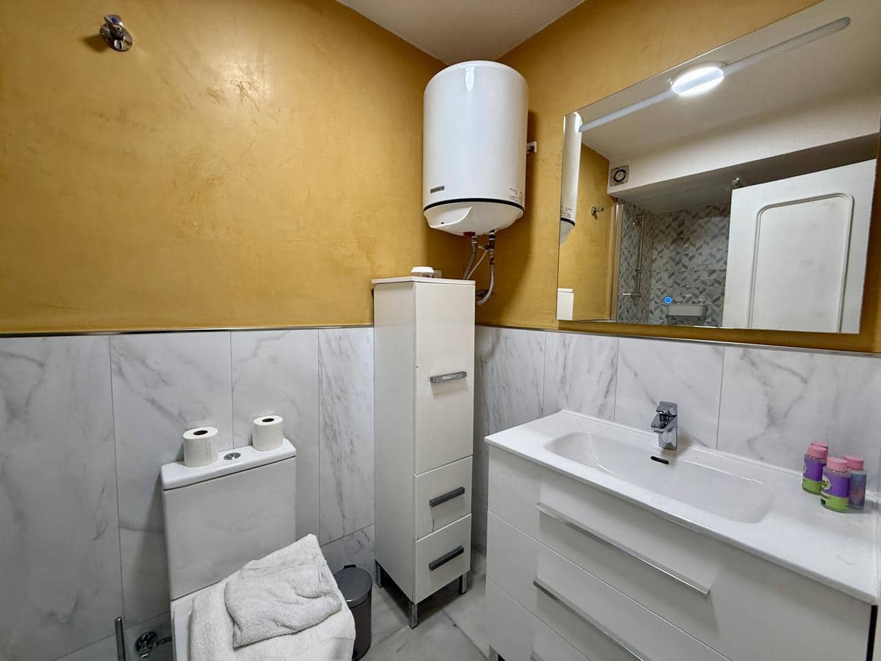 4 makuuhuone Yritys myytävänä paikassa Benidorm - 300 000 € (Ref: 10048058)