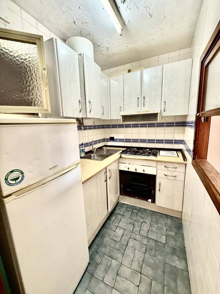 1 sovrum Lägenhet till salu i Benidorm med pool garage - 245 000 € (Ref: 10057193)