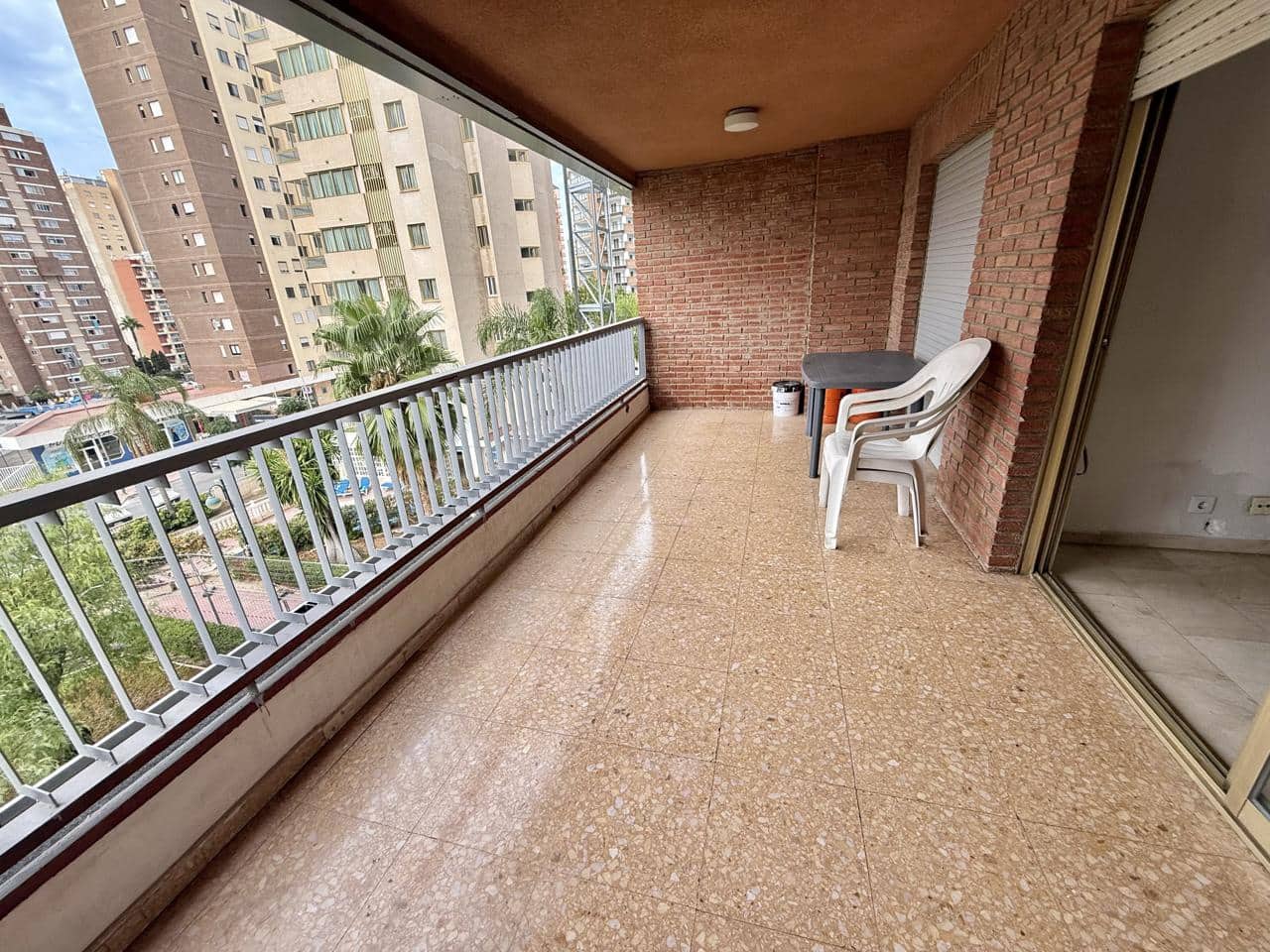 1 sovrum Lägenhet till salu i Benidorm med pool garage - 245 000 € (Ref: 10057193)
