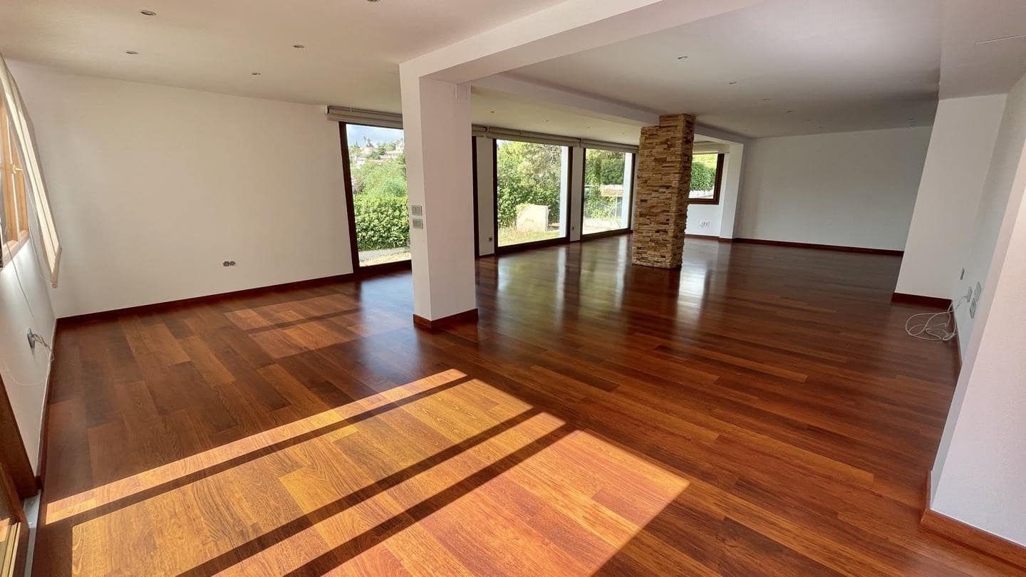 4 soverom Villa til salgs i La Nucia med svømmebasseng garasje - € 950 000 (Ref: 5086369)