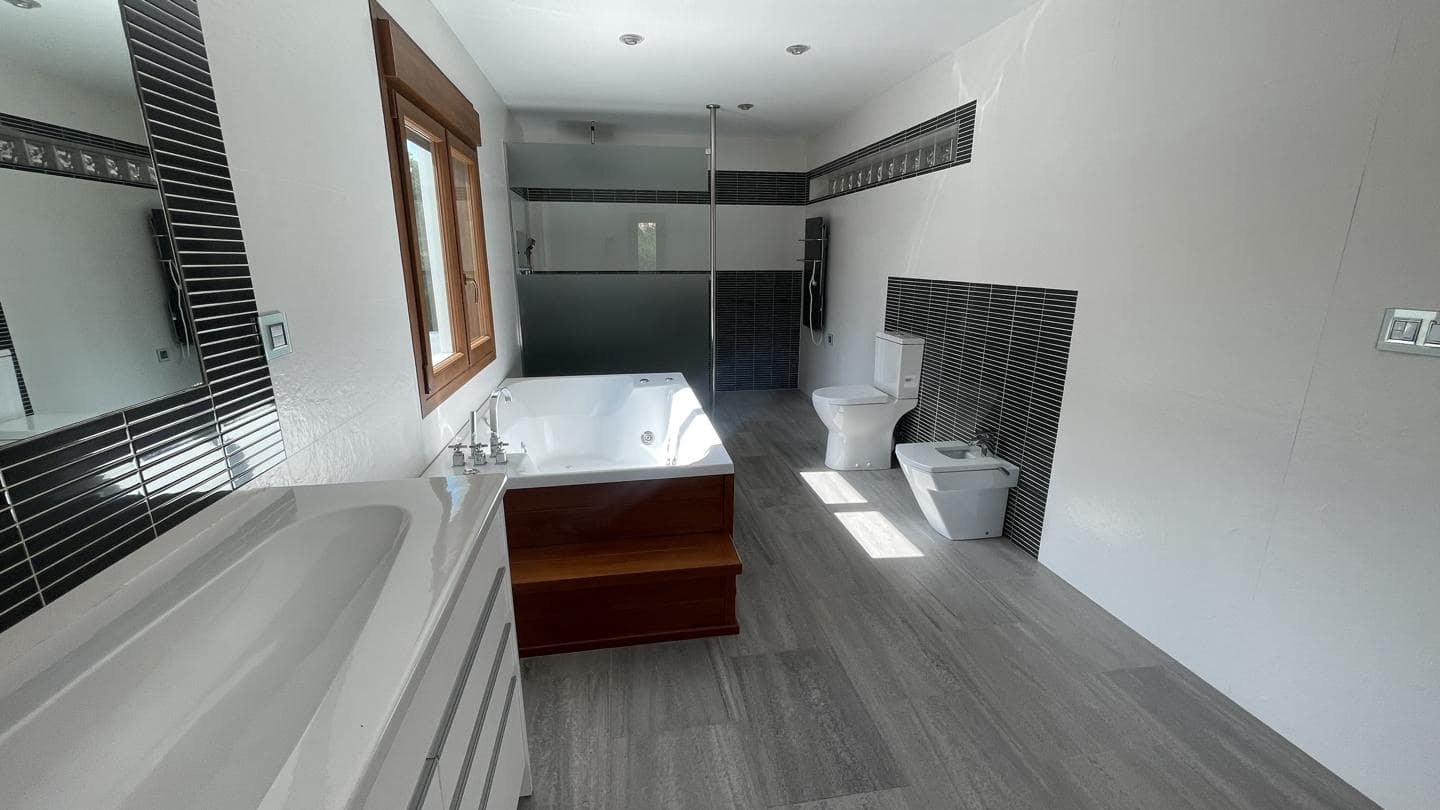 4 soverom Villa til salgs i La Nucia med svømmebasseng garasje - € 950 000 (Ref: 5086369)