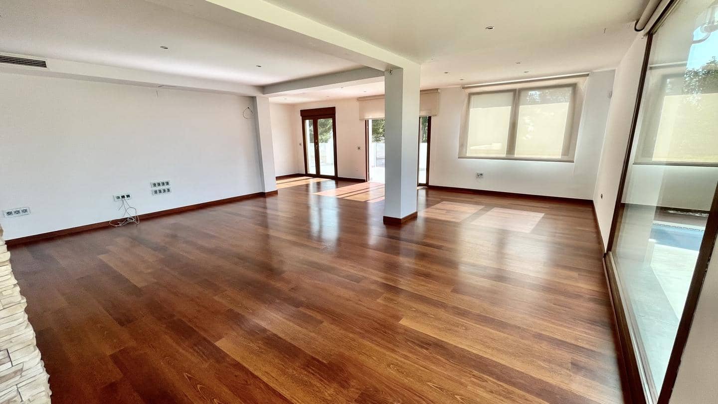 4 soverom Villa til salgs i La Nucia med svømmebasseng garasje - € 950 000 (Ref: 5086369)