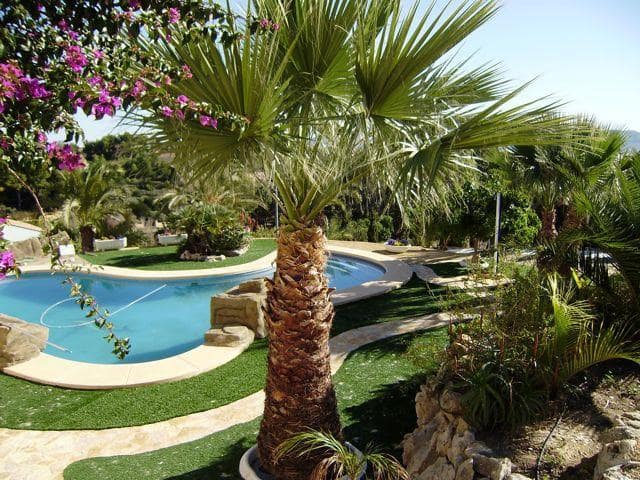 7 soveværelse Villa til salg i Benidorm med swimmingpool - € 1.635.000 (Ref: 5086476)