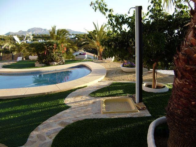 7 soveværelse Villa til salg i Benidorm med swimmingpool - € 1.635.000 (Ref: 5086476)