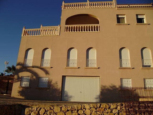 7 soveværelse Villa til salg i Benidorm med swimmingpool - € 1.635.000 (Ref: 5086476)