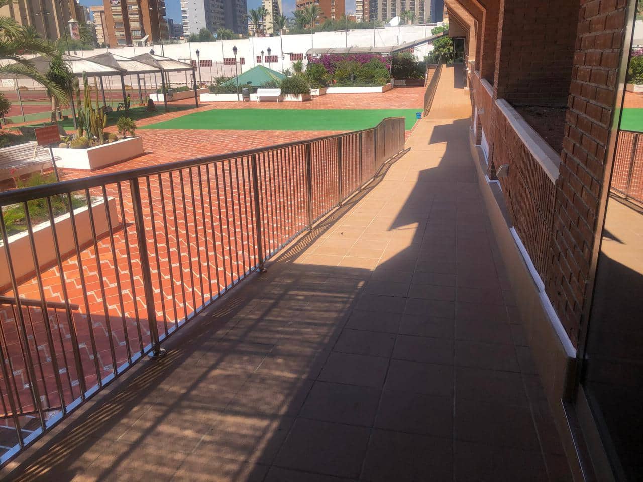 2 soveværelse Lejlighed til salg i Benidorm med garage - € 280.000 (Ref: 5499106)