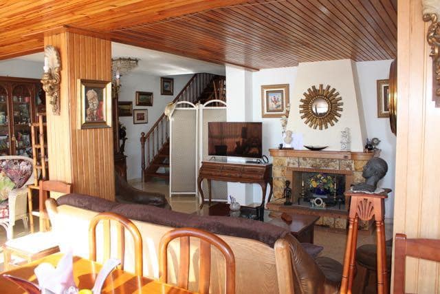 4 soverom Leilighet til salgs i Benidorm med svømmebasseng garasje - € 630 000 (Ref: 5602635)