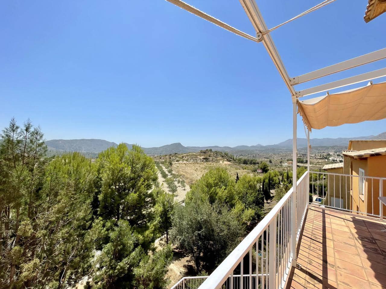 4 bedroom Villa for sale in Relleu with pool € 154,500 (Ref 6358600)