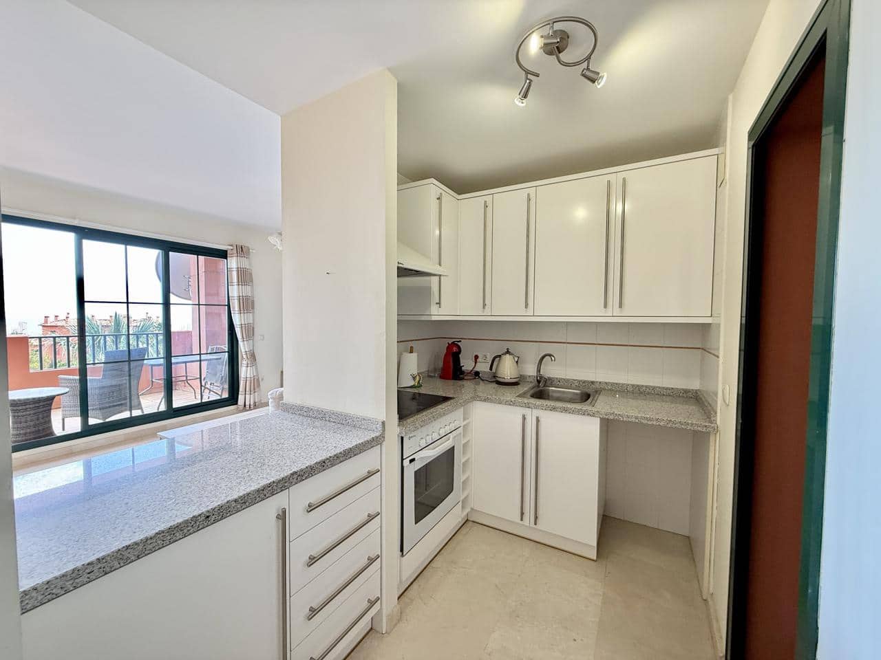 Piso de 1 habitación en Finestrat en venta con piscina garaje - 215.000 € (Ref: 6701569)