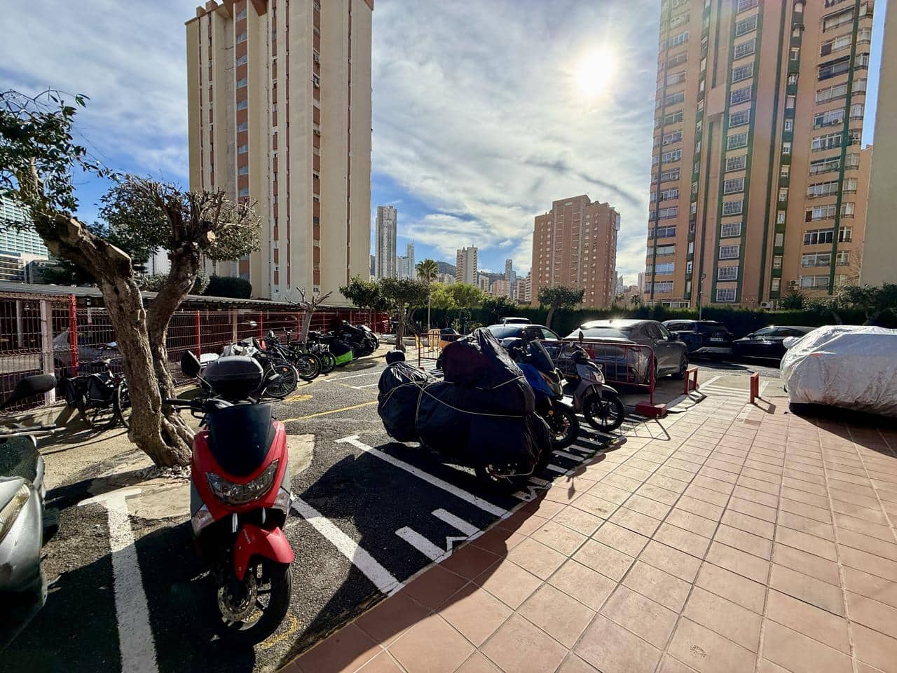 1 sovrum Lägenhet till salu i Benidorm med pool garage - 197 000 € (Ref: 6748154)