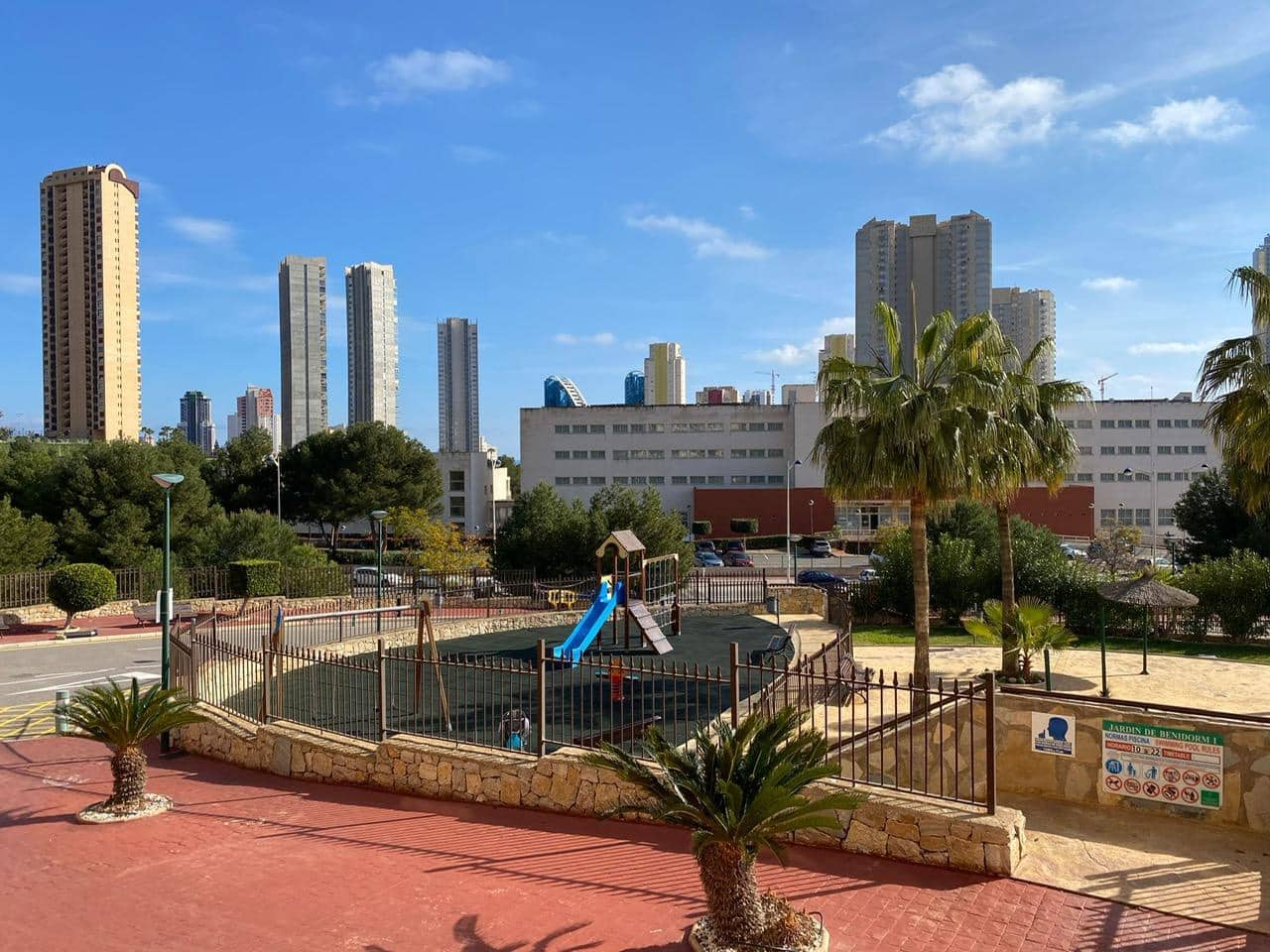 1 soveværelse Lejlighed til salg i Benidorm med swimmingpool garage - € 193.000 (Ref: 6770254)