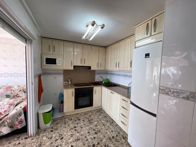 3 bedroom Flat for sale in Levante, Benidorm with garage - € 590,000 (Ref: 7344591)