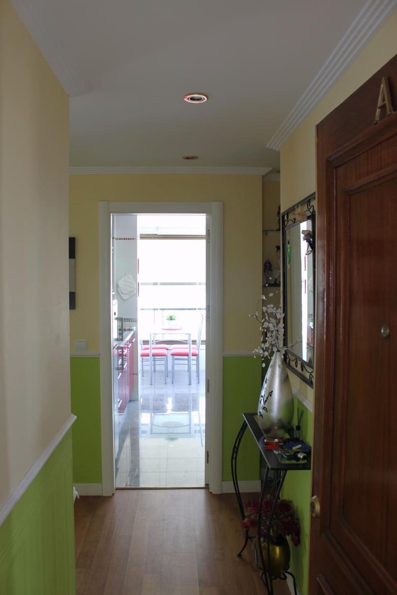 2 soveværelse Lejlighed til salg i Benidorm - € 630.000 (Ref: 7529777)