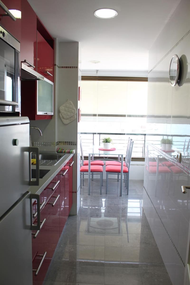 2 soveværelse Lejlighed til salg i Benidorm - € 630.000 (Ref: 7529777)