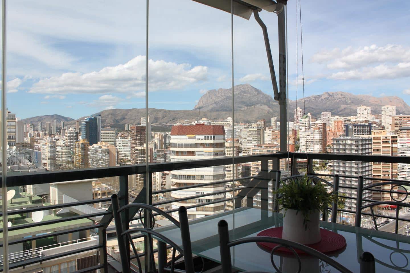 2 soveværelse Lejlighed til salg i Benidorm - € 630.000 (Ref: 7529777)