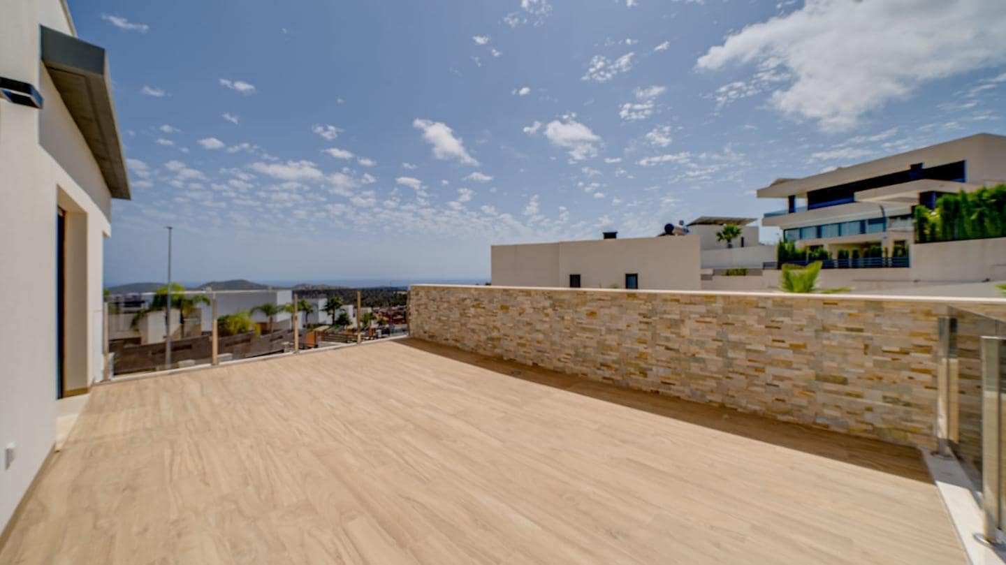 4 Zimmer Villa zu verkaufen in Finestrat mit Pool Garage - 730.000 € (Ref: 7735127)