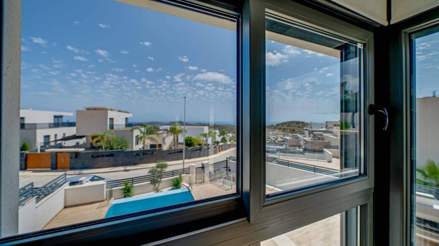 4 Zimmer Villa zu verkaufen in Finestrat mit Pool Garage - 730.000 € (Ref: 7735127)