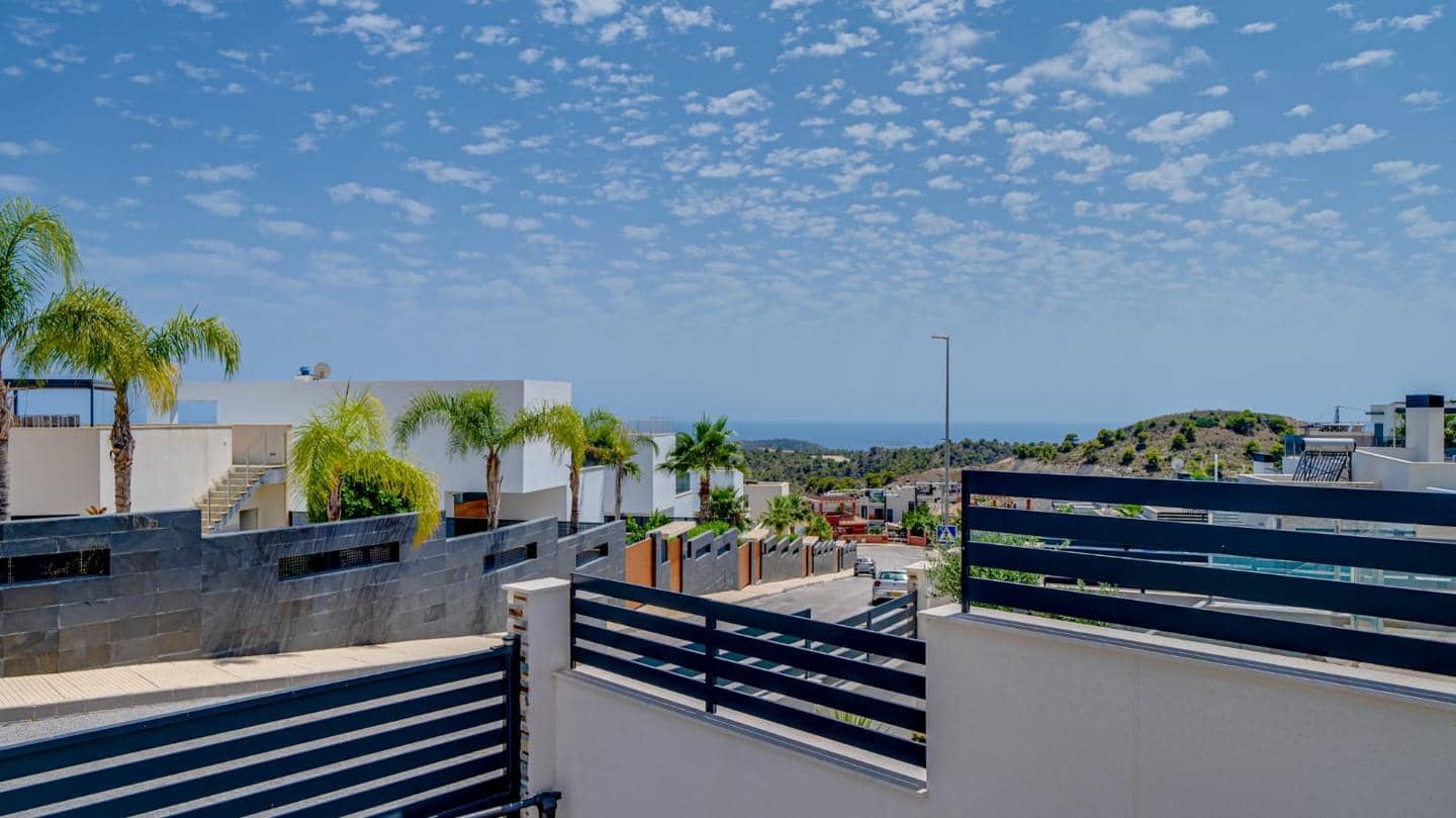 4 Zimmer Villa zu verkaufen in Finestrat mit Pool Garage - 730.000 € (Ref: 7735127)