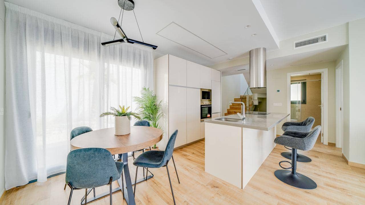 4 Zimmer Villa zu verkaufen in Finestrat mit Pool Garage - 730.000 € (Ref: 7735127)