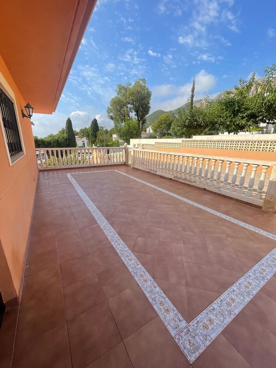 5 chambre Villa/Maison à vendre à Polop avec piscine garage - 636 500 € (Ref: 7786965)