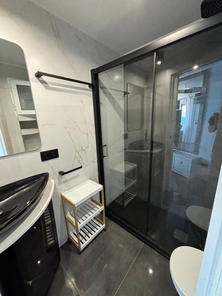 Flat for sale in Benidorm with pool garage - € 231,000 (Ref: 8271602)